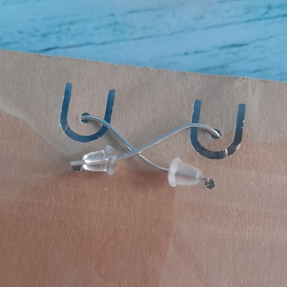 Egyedi hímes tojás fülbevaló - kék kantárminta